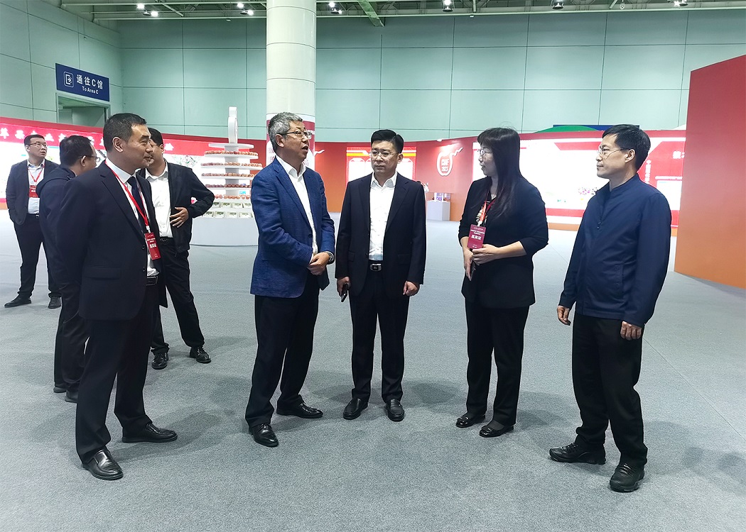 環球軟件承建的煙臺蘋果平臺精彩亮相“蘋果節”