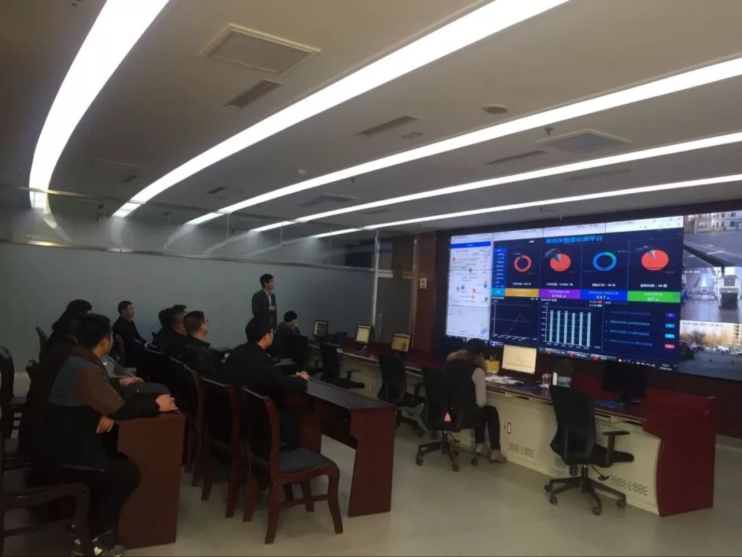 威海考察團調研壽光智慧交通建設情況