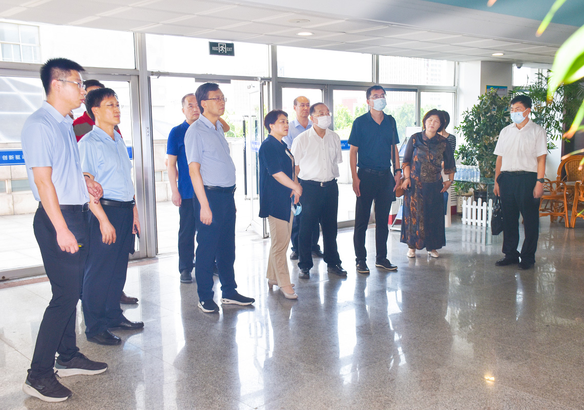 九三學社濰坊市委會主委、濰坊市大數據局局長于冬菊蒞臨環球軟件調研